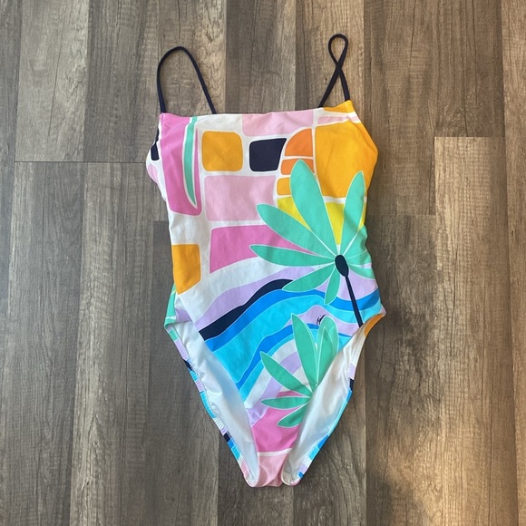 TRINA TURK
MOSAIC SUNRISE HIGH LEG MAILLOT
(Swimsuit and cover up ) - Picture 2 of 16